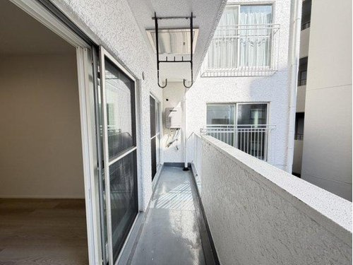 神戸市中央区生田町１丁目の賃貸マンションのバルコニー|※実際の仕様と類似する別のお部屋の画像です。現況優先になります。