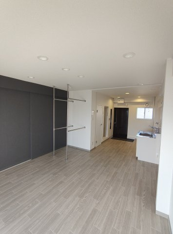 神戸市灘区下河原通３丁目の賃貸マンションの居間・リビング