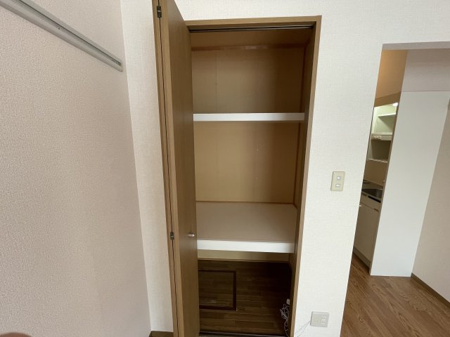 神戸市東灘区御影中町６丁目のアパートの収納