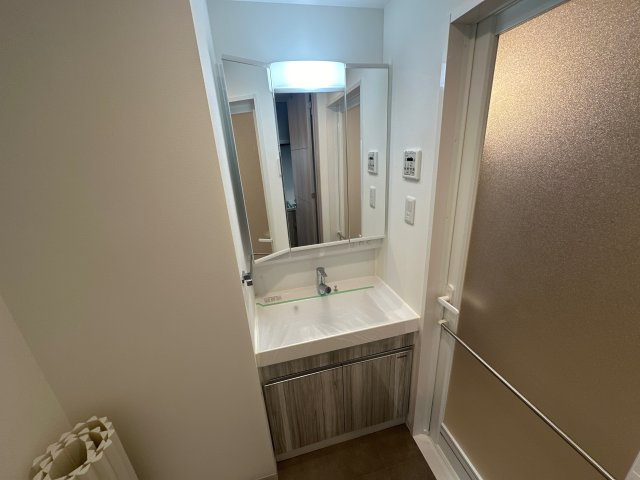 VILLA・SERENO姫路の洗面所