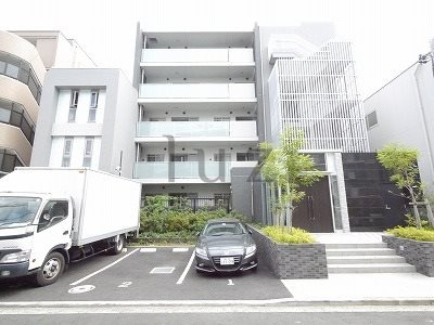 ディラルゴ鶴見の外観