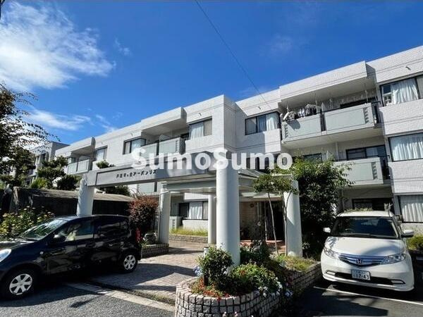 芦屋市翠ケ丘町の賃貸マンションの外観