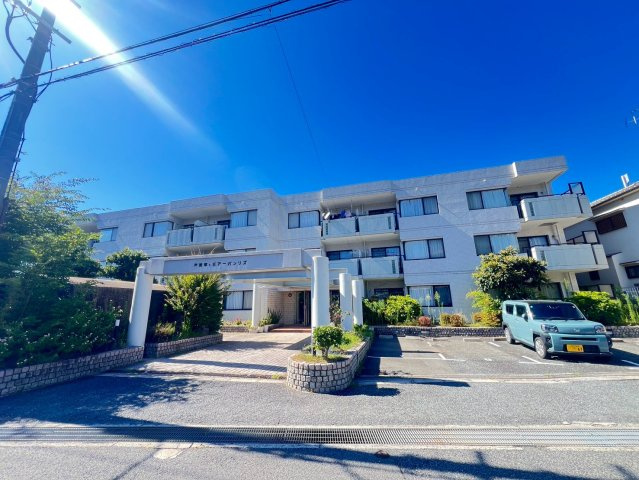 芦屋市翠ケ丘町の賃貸マンション