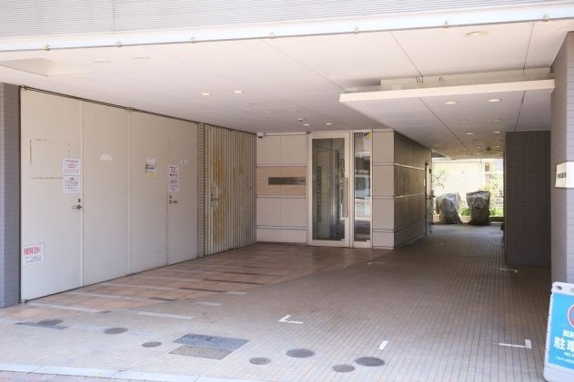 府中市清水が丘１丁目の賃貸マンションのロビー