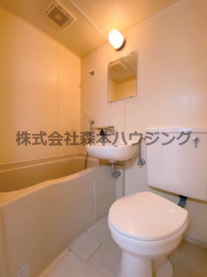 【浴室】 | 　サンハイツ光善寺 | 日々の暮らしに欠かせないお風呂です