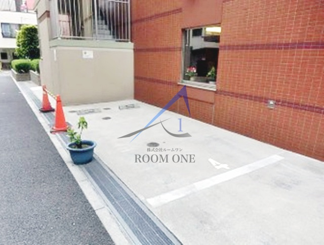 Risingplace浅草参番館の駐車場|駐車場です。