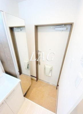 【玄関】 | Flat.neo明大前 | 玄関です。