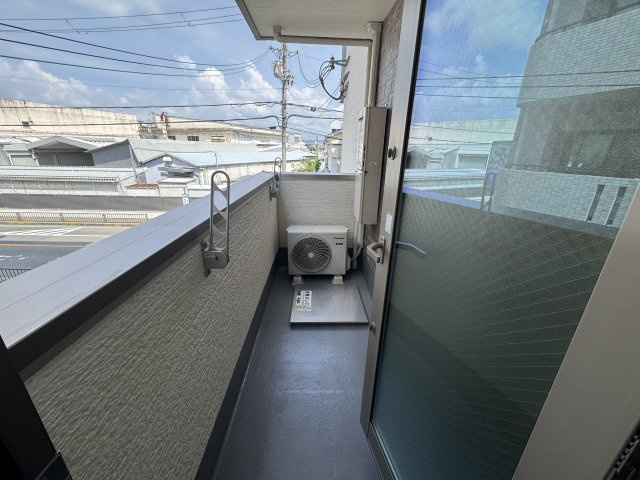 フジパレス庄内東町のバルコニー