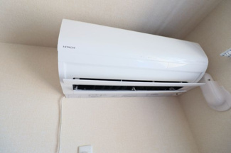  | アクシス
