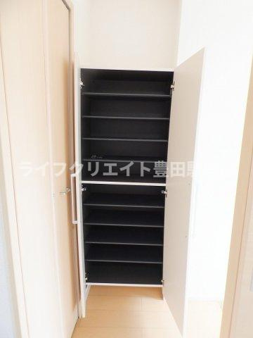 ユアーズヒル8の収納