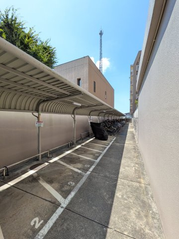 ランドゥール久留米サウスステージの駐輪場