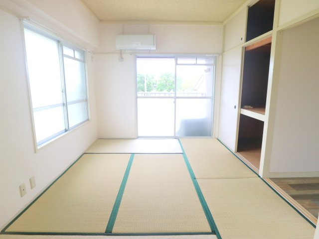 パークサイドの和室