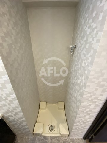 La Douceur西天満（ラドゥセール西天満）の洗面所|S-RESIDENCE西天満Grand Jour　洗濯機置き場