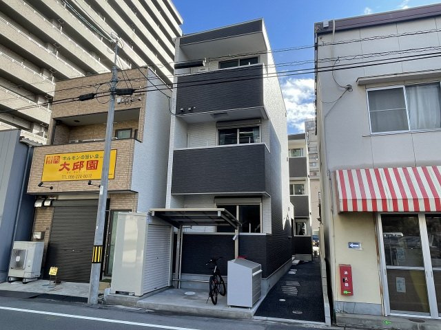 ＲＥＧＡＬＥＳＴ桑田の外観