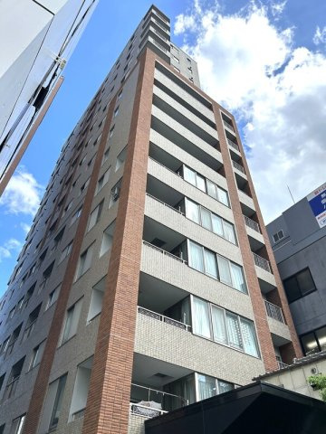 アメックス西新駅前の外観