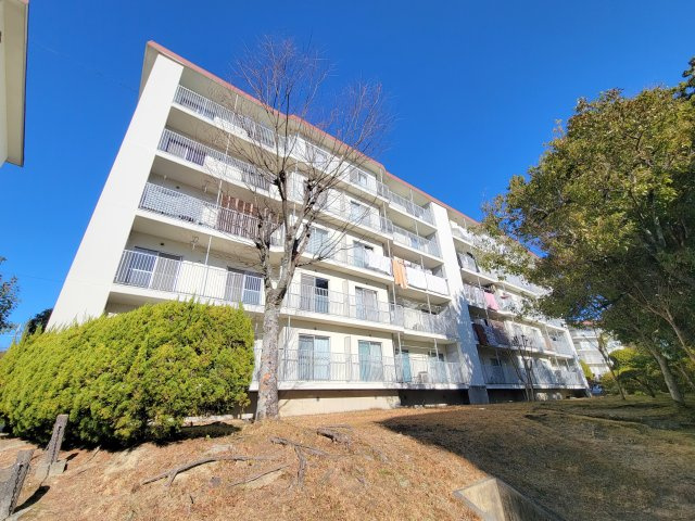 近鉄東生駒ガーデンハイツ M棟
