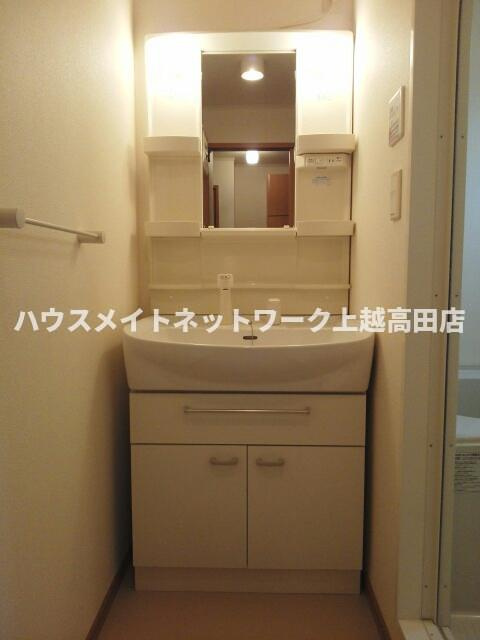 プロムナード・ゴチＡの洗面所|洗髪洗面化粧台