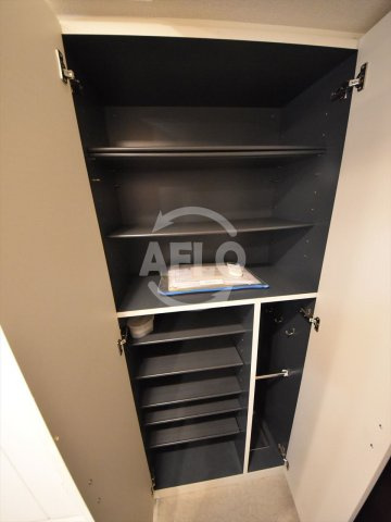 プレサンス谷町アルファの収納|プレサンス谷町アルファ　シューズボックス