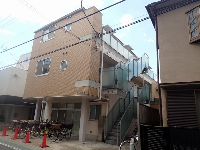 コート追分の外観