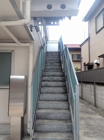 コート追分のエントランス