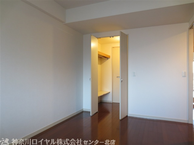 【寝室】