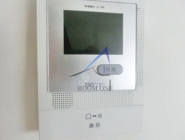 丸元マンションのセキュリティ|モニター付きインターホンです。