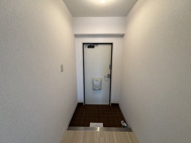 ヴィラ桃山台の玄関