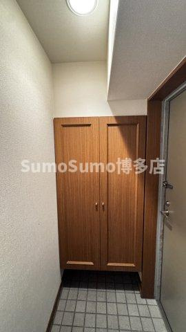 クリエート住吉の玄関