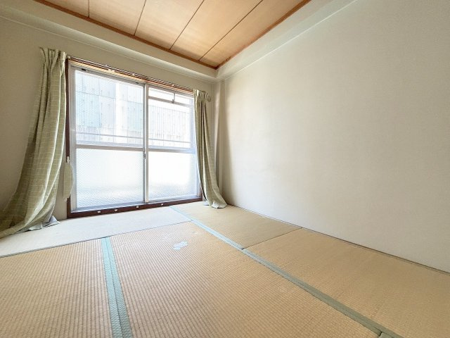 リブランス河村マンションの和室