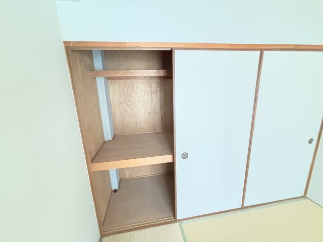 リブランス河村マンションの収納