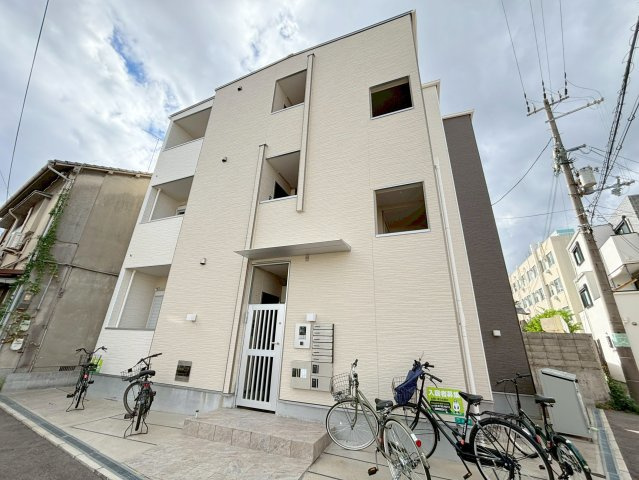 ハーモニーテラス三津屋南の外観