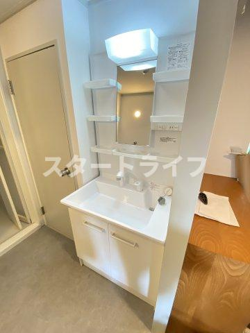 大阪市淀川区木川東４丁目の賃貸マンションの洗面所