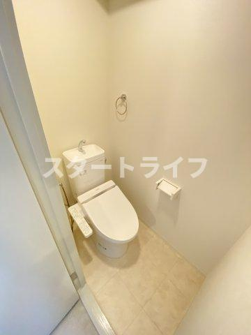 大阪市淀川区木川東４丁目の賃貸マンションのトイレ