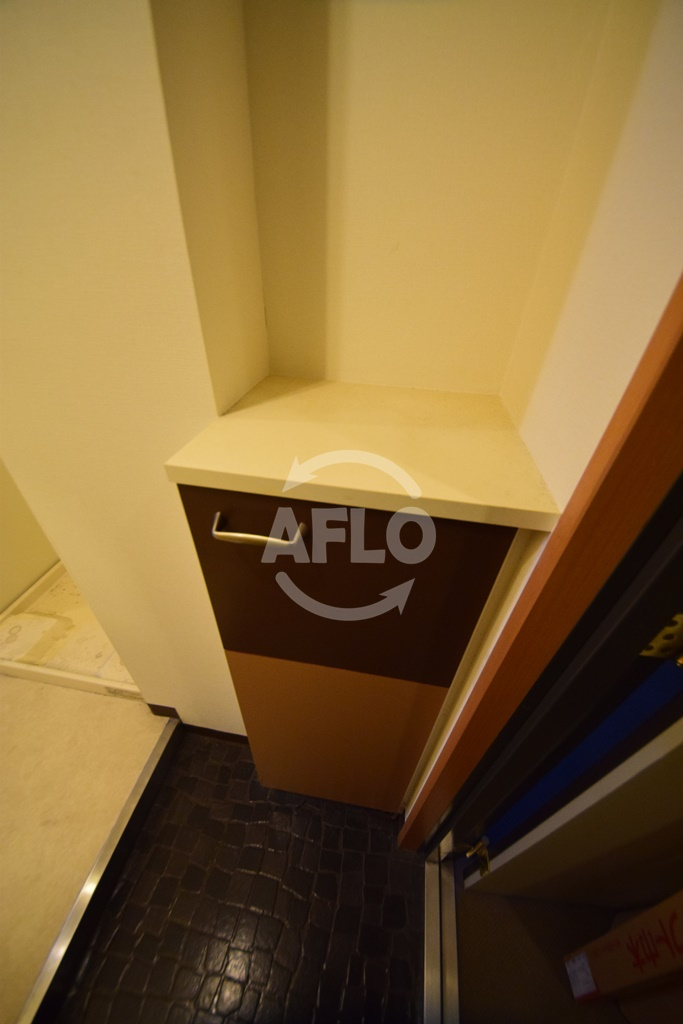 フィレンツェなんば南の玄関|フィレンツェなんば南　下駄箱