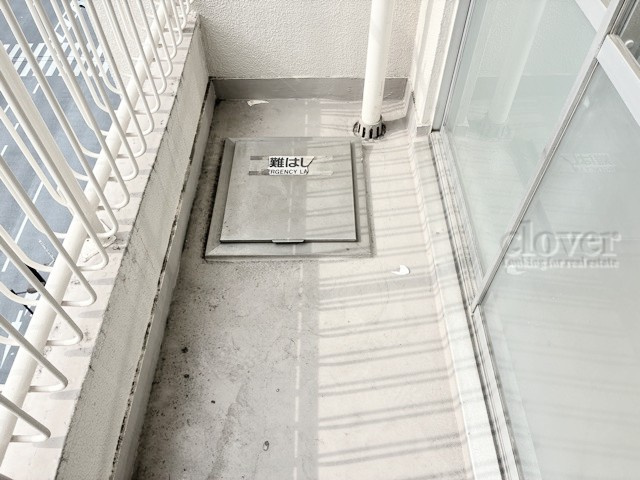 【駐輪場】 | メゾンドール高田馬場 | 自転車置き場。マンションの共用部にあたります。空きの有無や駐輪料金、各戸の台数制限などについては、改めてお問い合わせください。～即日のご見学可能～　お問合せはお気軽にどうぞ。

