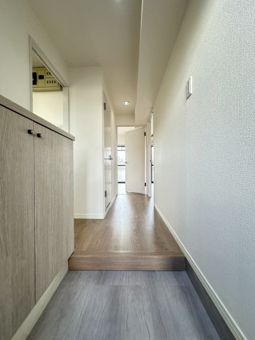 グランドアビタシオン平尾の玄関