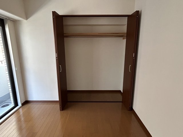 朝日根津八重垣マンションの収納