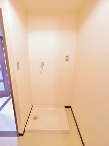 西東京市芝久保町３丁目の賃貸マンションの内装