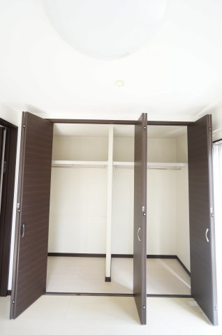 中央区塩田町貸家の収納