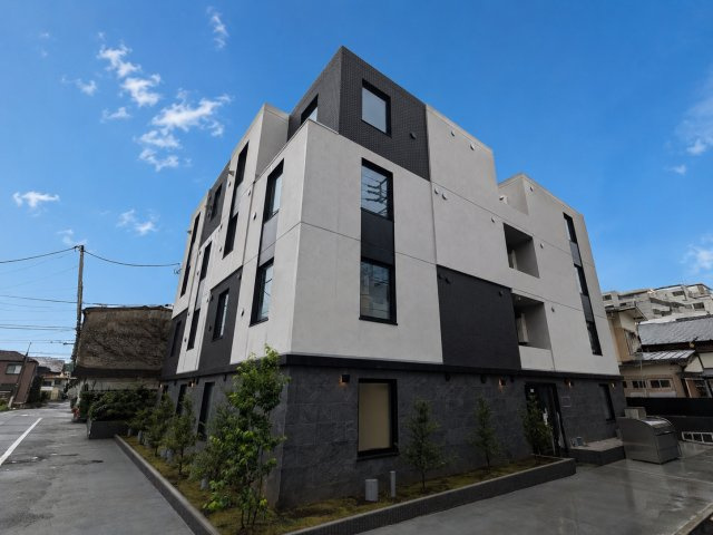 セレヌコート新江古田の外観