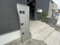 宅配ボックス付き！
