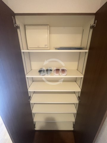 サングリエGの内装|シューズボックス