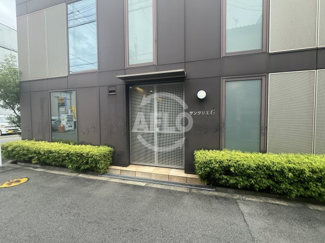 サングリエGのエントランス|エントランス