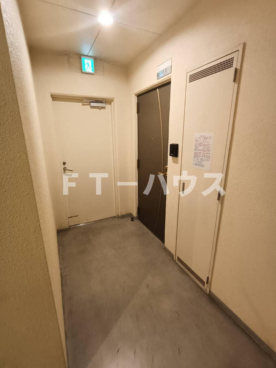 アーネット西船橋の玄関
