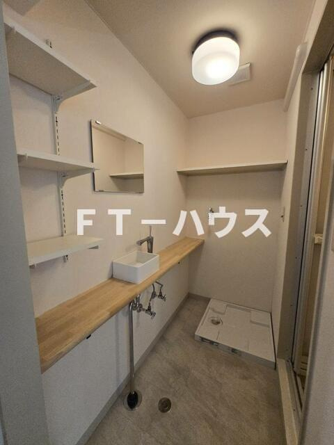 ハイライズ西船弐番館の洗面所