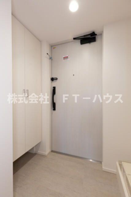 パークアクシス市川の玄関