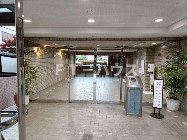 ファミール津田沼のロビー
