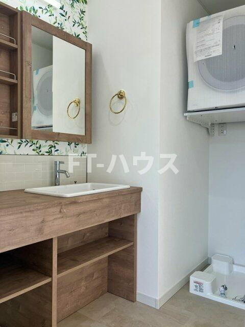 コースタル金杉の洗面所