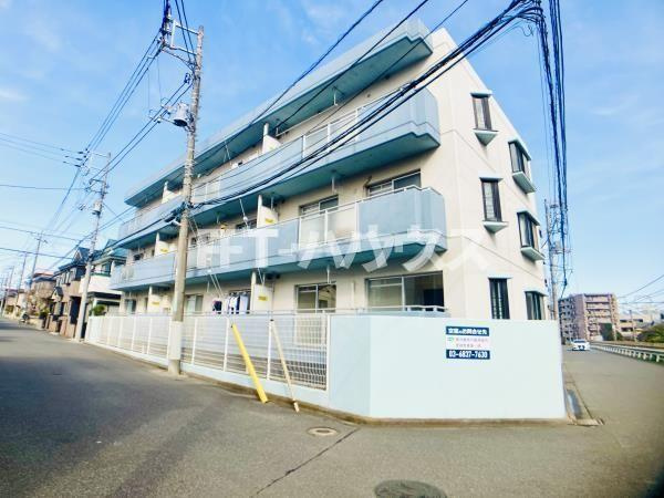 コーポアツミの外観