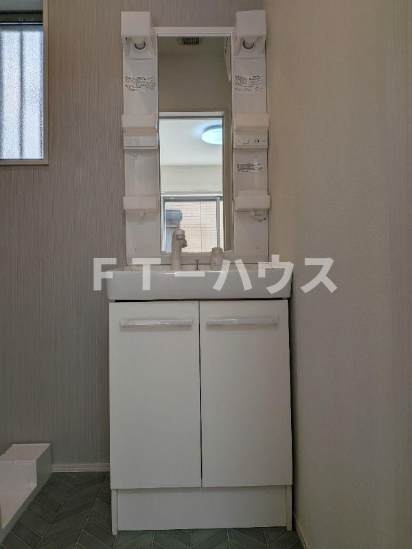 ベレガンス船橋の洗面所